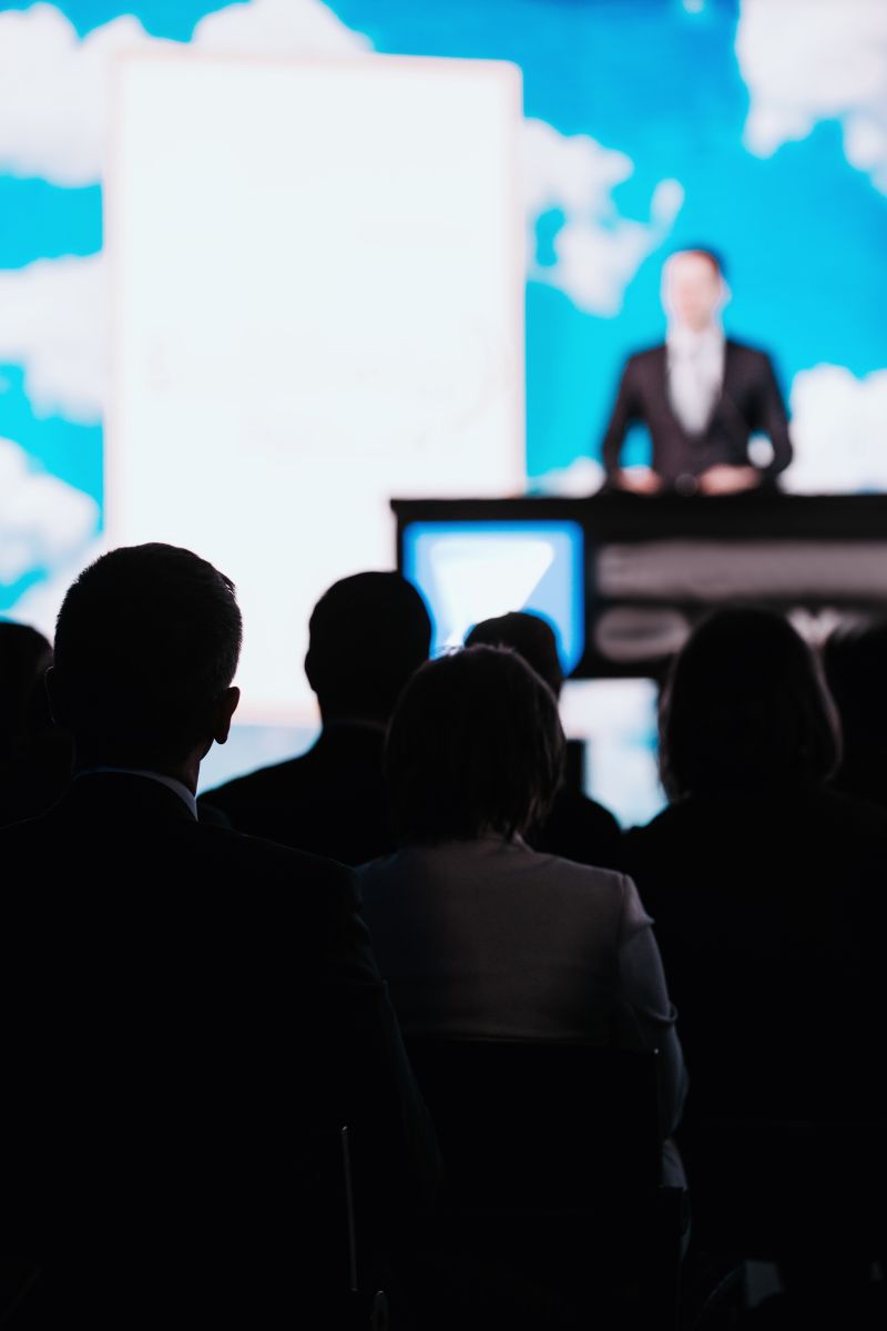 Conferencia sobre Marketing Político Digital y estrategia electoral para candidaturas y partidos